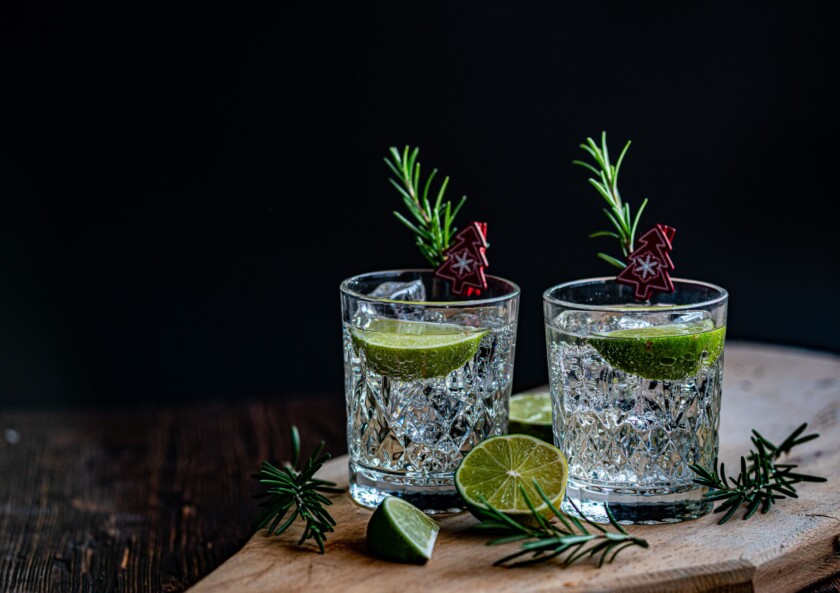 Weihnachten,Tannenbaum,Getränke,Alkohol,Gin,alkoholisch