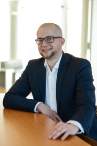 Partner,Leipzig,Partner,Ernst  &  Young,Richard J. Albert