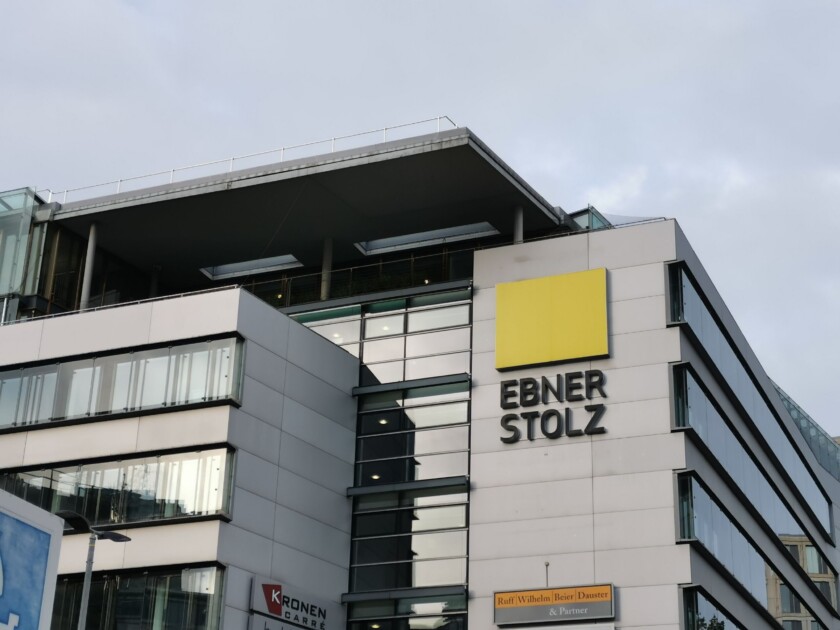 Logo,Schriftzug,Kanzlei,Gebäude,Außen